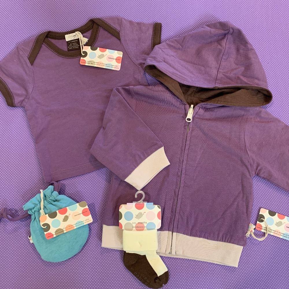Babysoy Newborn Gift Set Reversible Hoodie/Tee/Mittens/Socks Newborn, 0-3 mnths